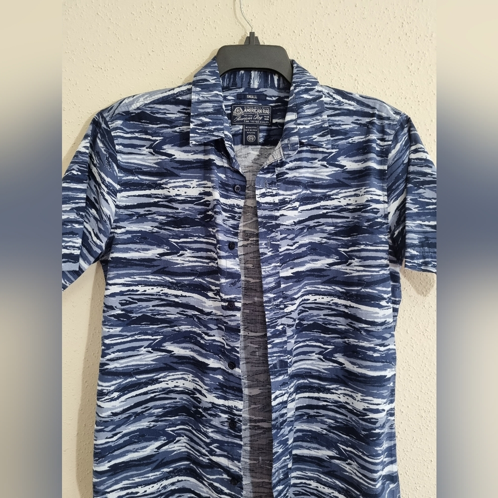 American Rag Navy and White Patterned Shirt Size S  NWOT - Picture 4 of 9